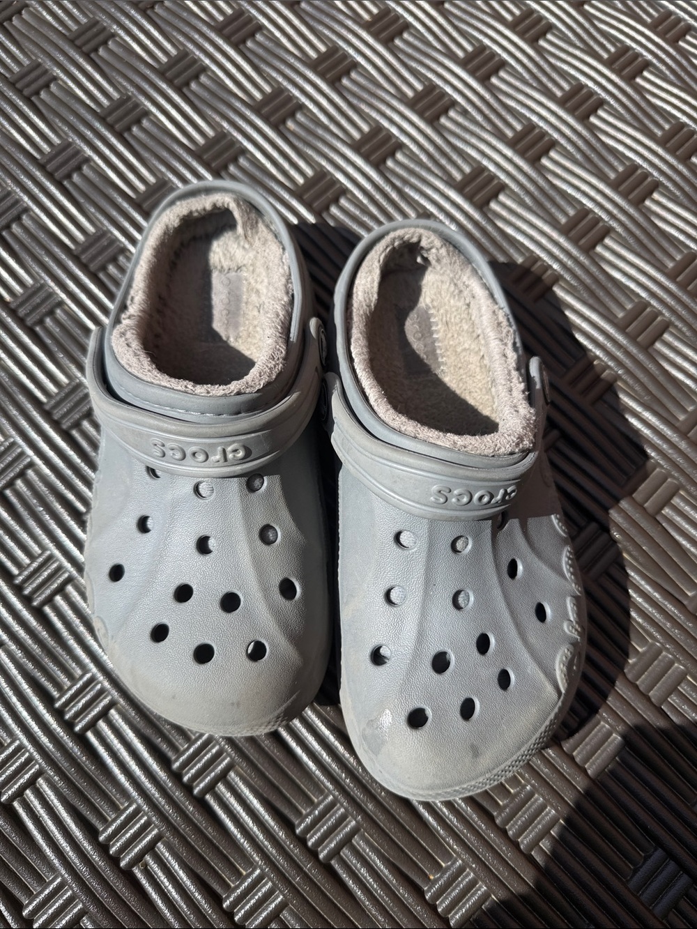 CROCS Kids Light Gray Fleece-Lined Clog